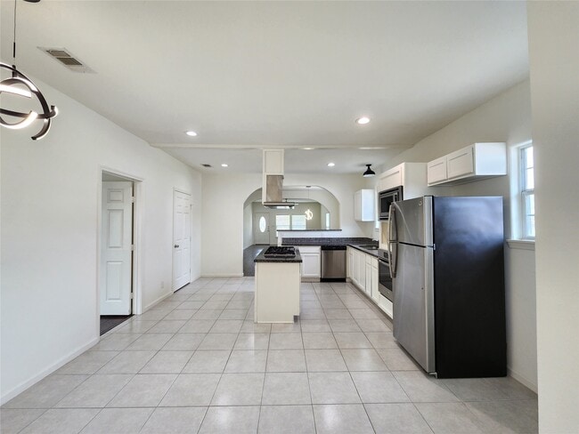 Building Photo - 1105 Erin St