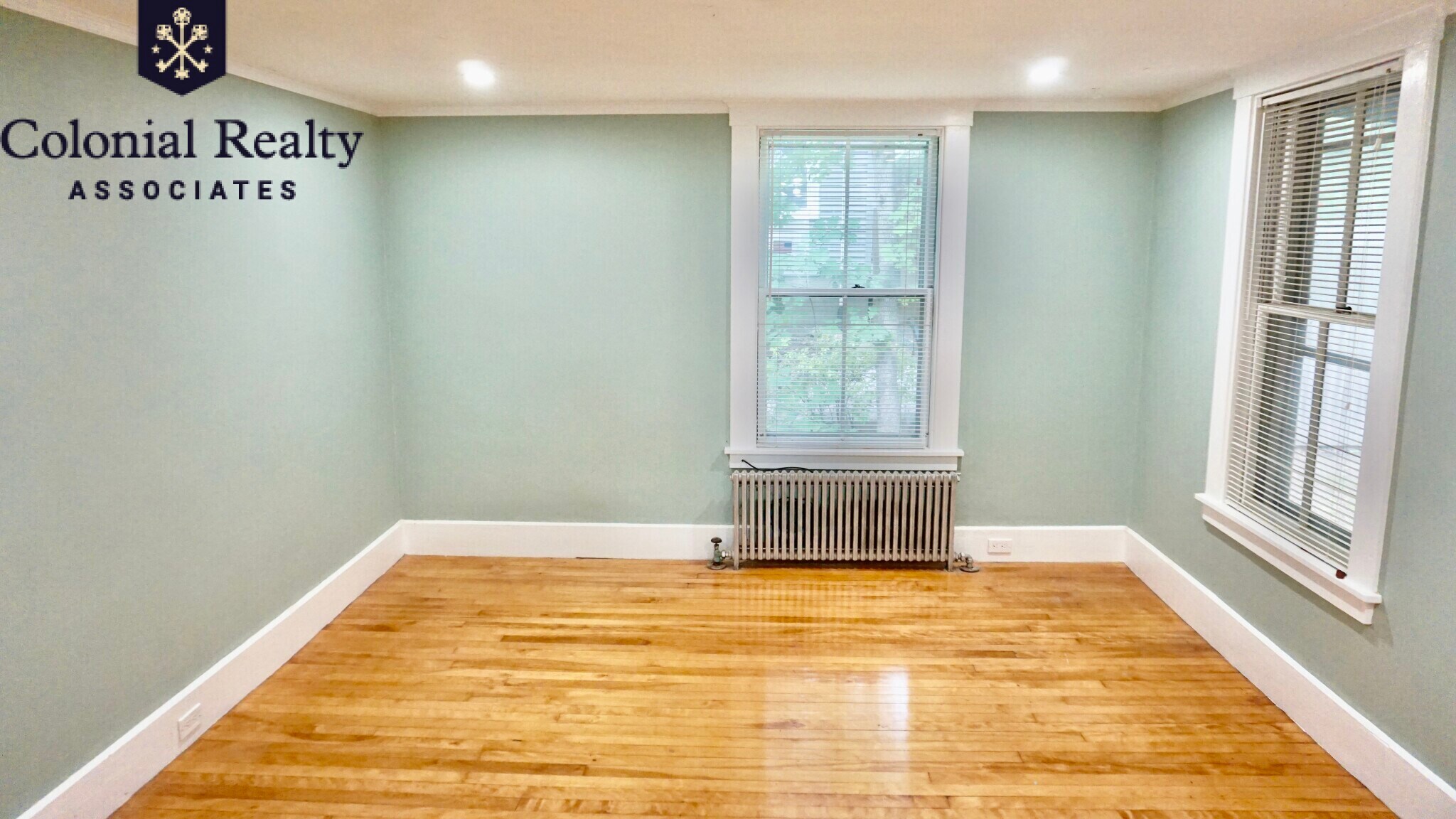 Building Photo - 153 Palfrey St