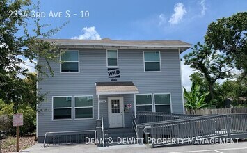 Building Photo - 2334 3rd Ave S