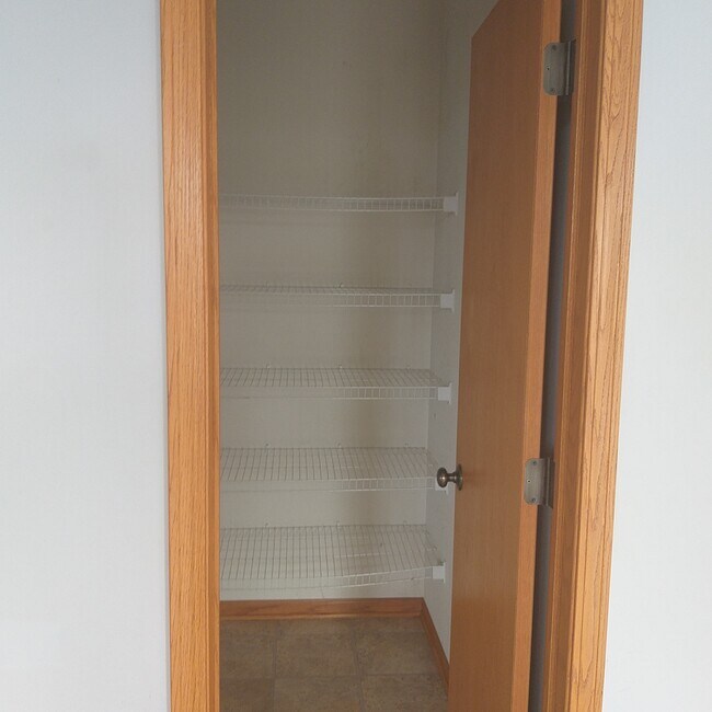 Building Photo - 277 W Biros Ln