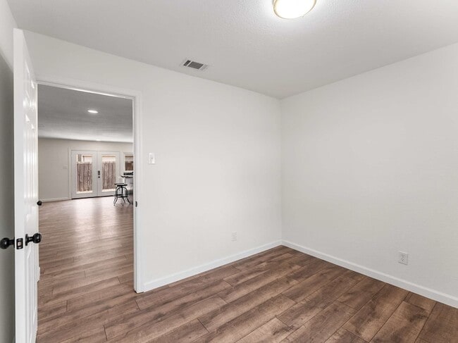 Building Photo - 1824 Arundel Dr