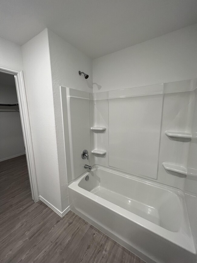 Building Photo - 14814 Dillard Ml
