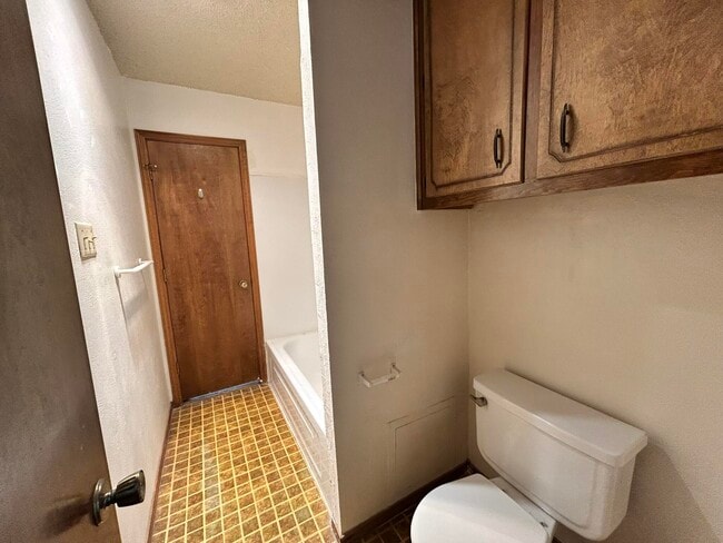 Building Photo - 6109 38th St