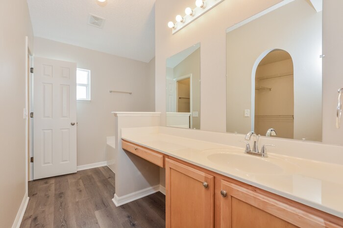 Building Photo - 1169 Amanda Kay Cir