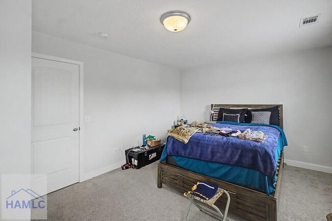 Building Photo - 785 Fairview Cir