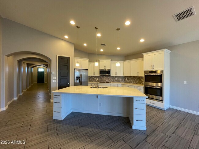 Building Photo - 10154 Theorem Dr