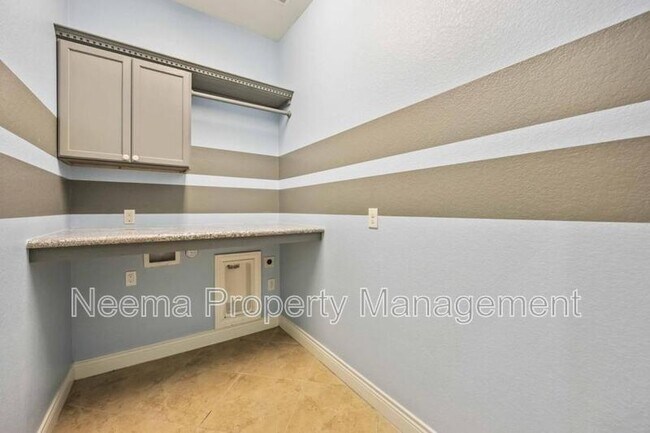 Building Photo - 2423 Rosillos Peak Dr