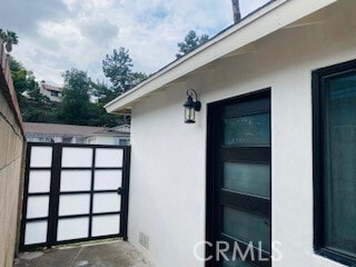 Building Photo - 1713 E Almanac Dr