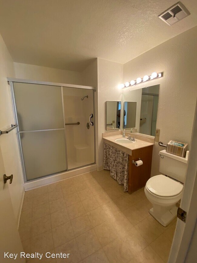 Building Photo - 2 br, 1 bath House - 11330 Fair Oaks Blvd ...