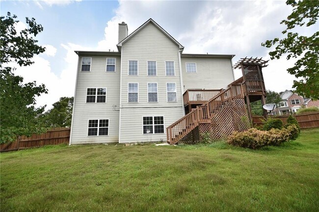 Building Photo - 918 Queensbrooke Way SE
