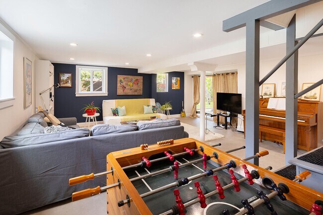Building Photo - Welcome to Your Storybook San Rafael Retreat!