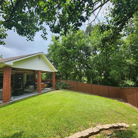 Building Photo - 1104 Summerbrook Dr