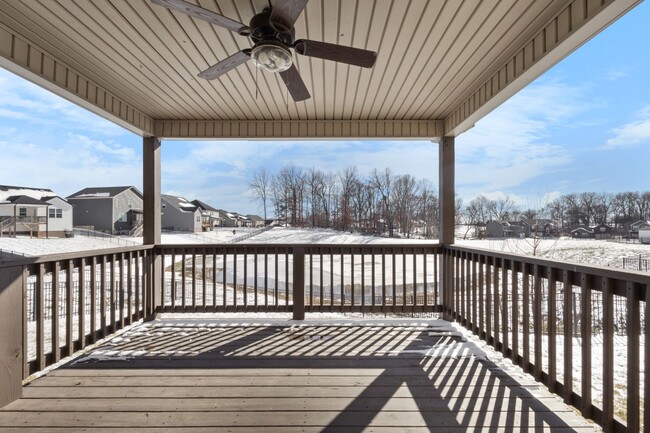 Building Photo - Beautiful Home in Clarksville!