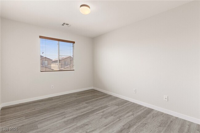 Building Photo - 218 Lantana Breeze Dr