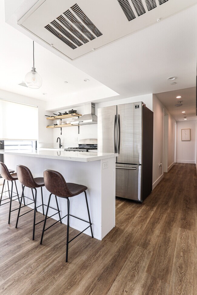 coliving space - 1603 W 35th St