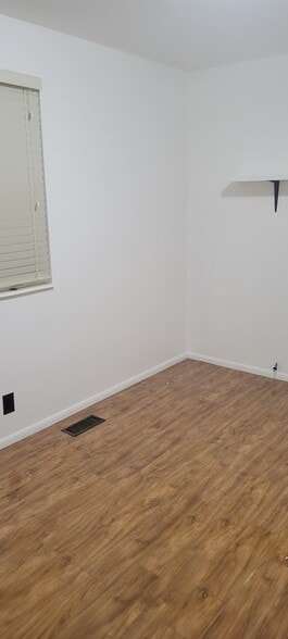 Building Photo - 4977 S 5415 W