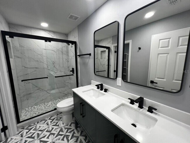 Building Photo - 2705 Wild Tamarind Blvd