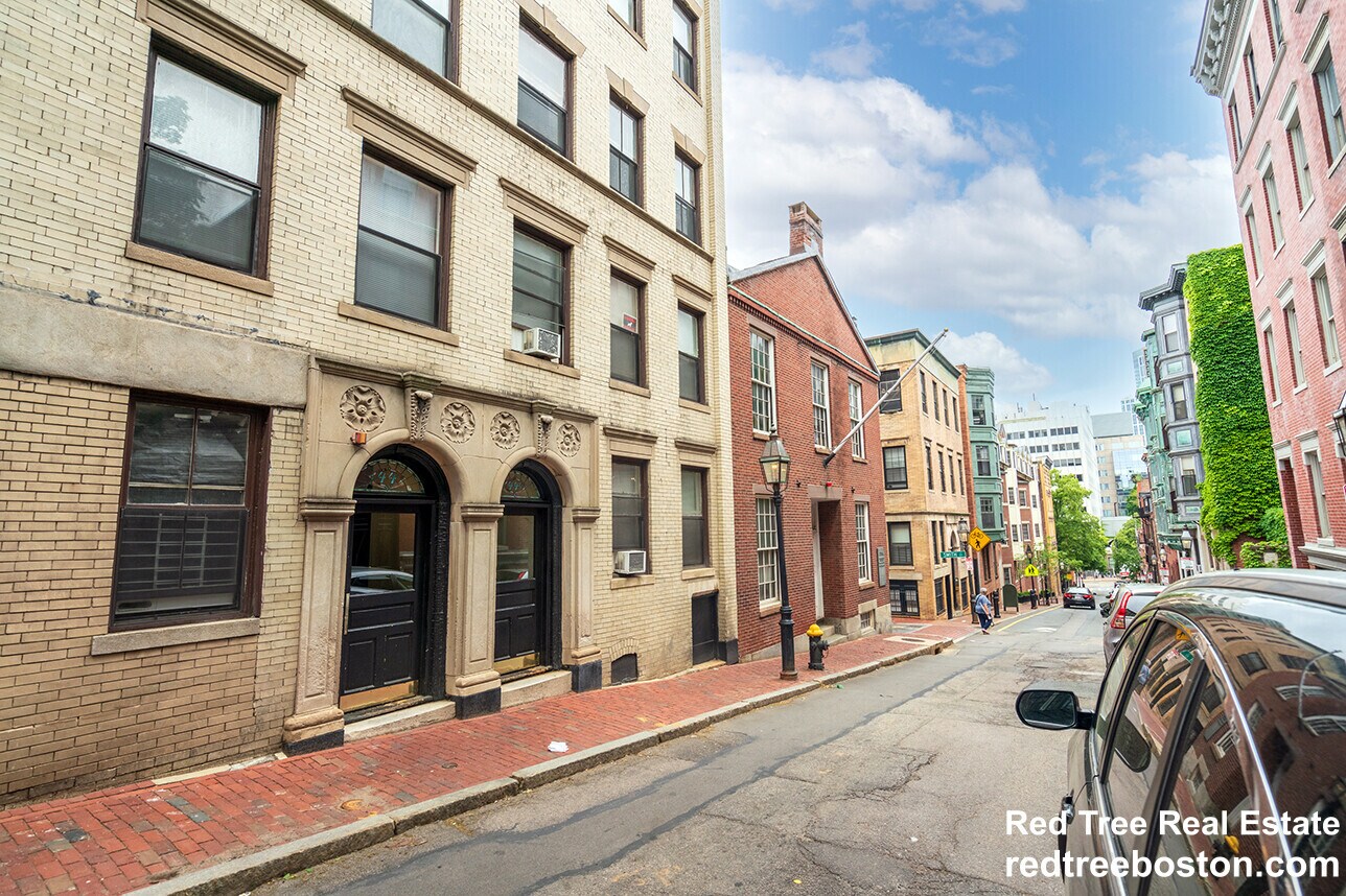 Building Photo - 44A Joy St. Unit 2