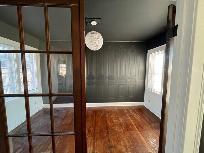 sunroom - 1650 S 5th St