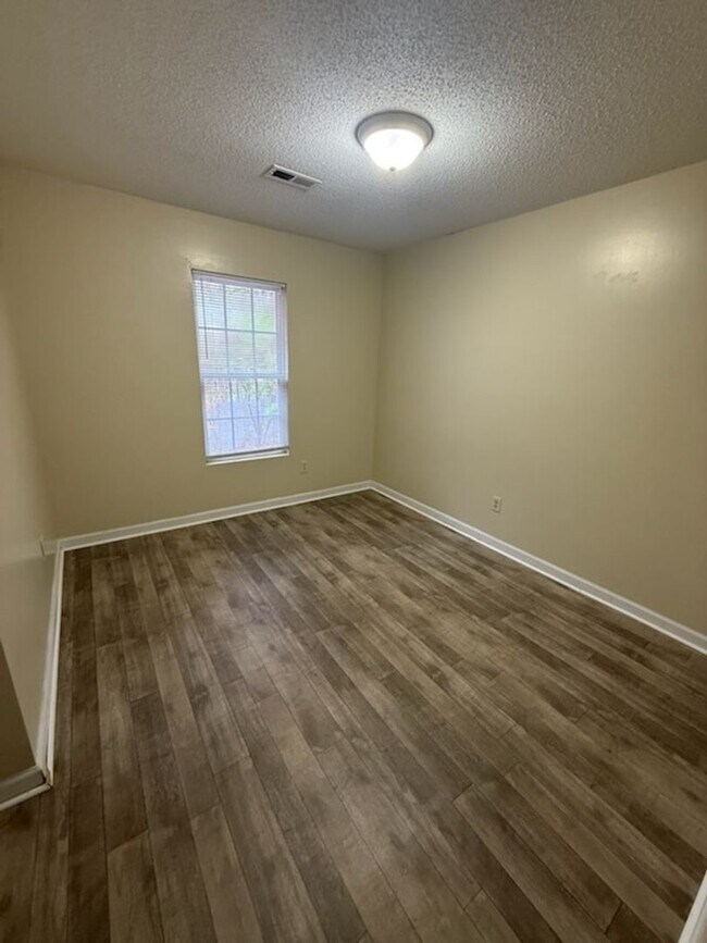 Building Photo - 1249 Old Liberty Rd