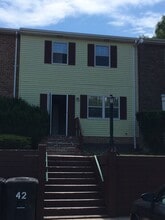 Building Photo - 42 Koncer Dr