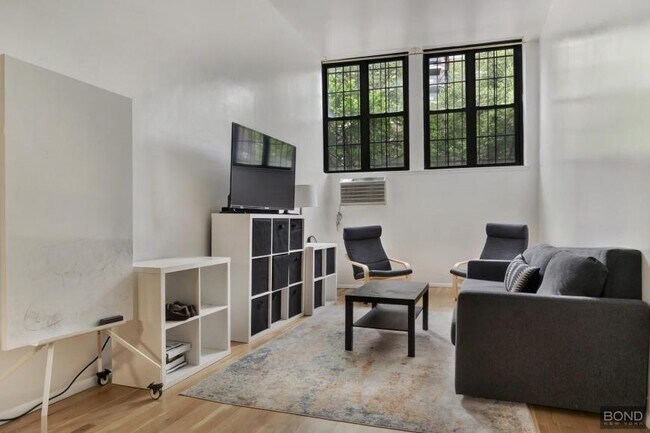 Building Photo - 1 bedroom in NEW YORK NY 10038