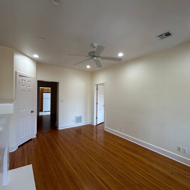 Building Photo - Alves - 1322 (KC)