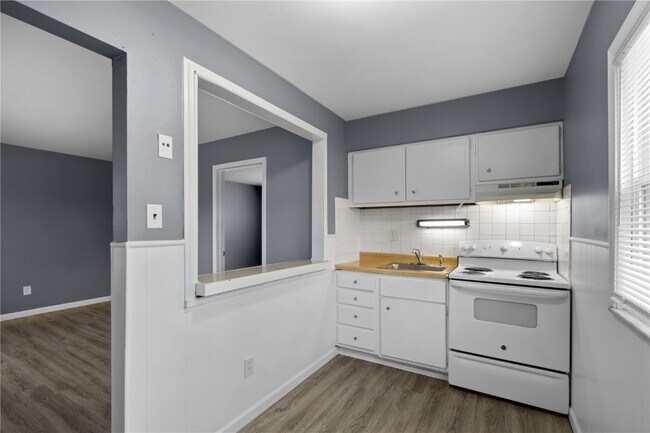 Building Photo - 3830 Vogt Rd