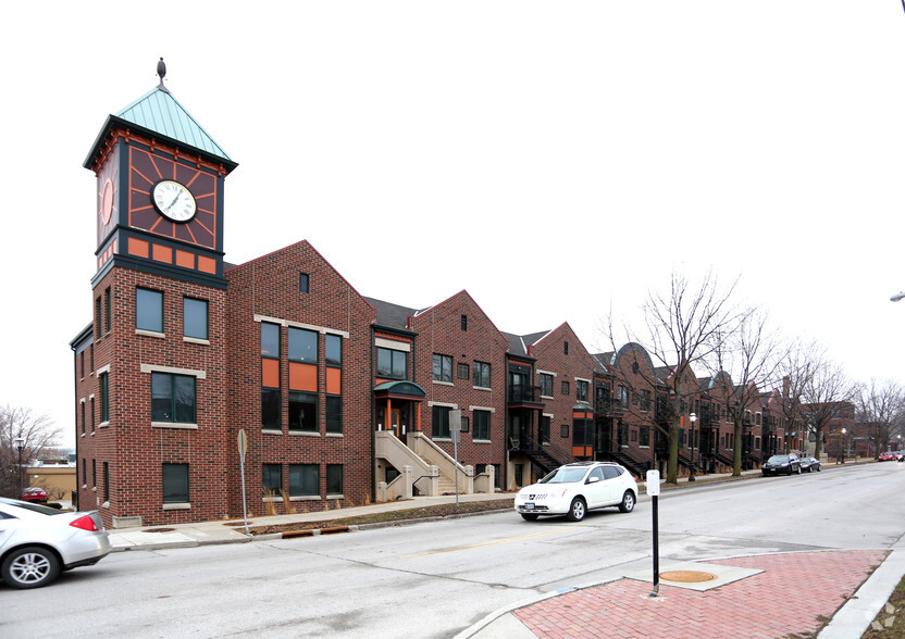 Primary Photo - Woodland Avenue Brickstone