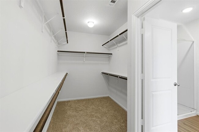 Building Photo - 141 Everglades Dr