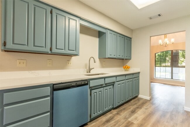 Building Photo - 5201 Rustle Leaf Dr