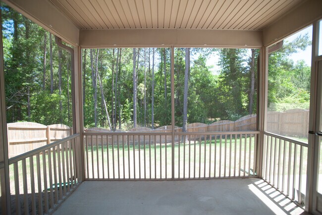 Building Photo - 131 Weldon Ln