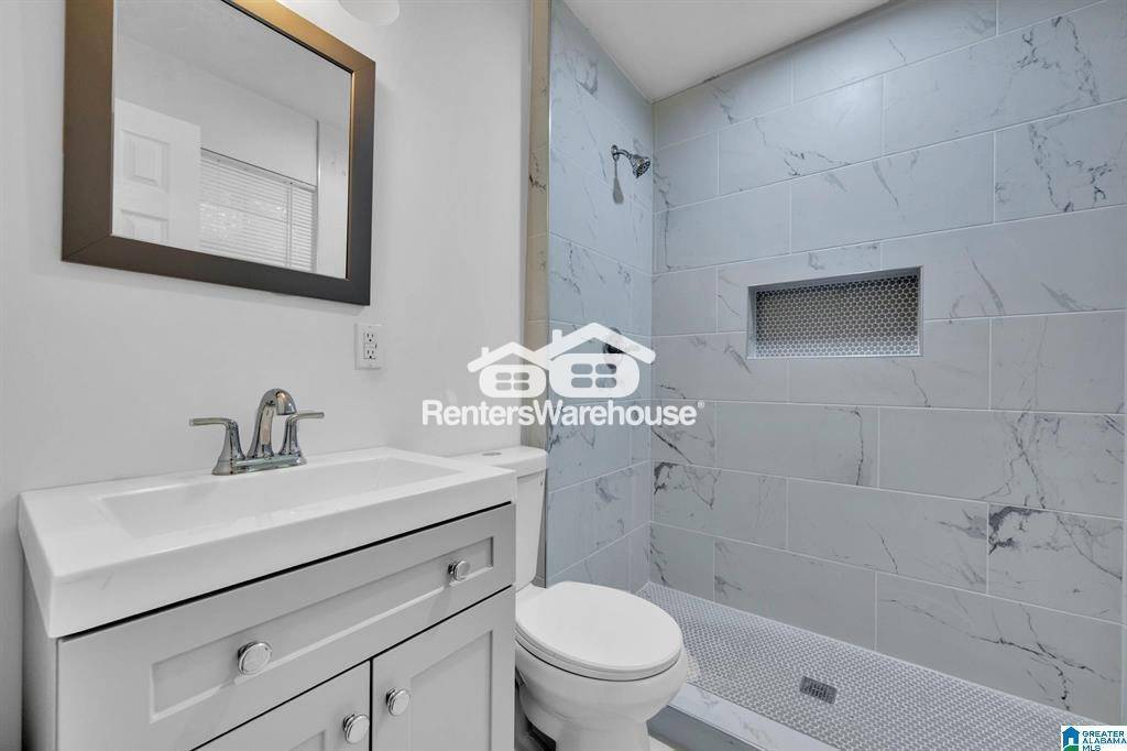 Building Photo - 241 Mamie Ln