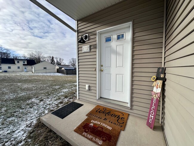 Building Photo - Atrium Ct. Duplex