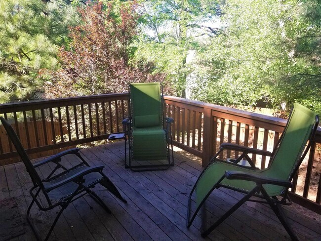 Building Photo - West-Flagstaff House (Aspen Trails)- 3 Bed, 2 Bath, 2 Car Garage Home -Students & Dogs OK! Avail....