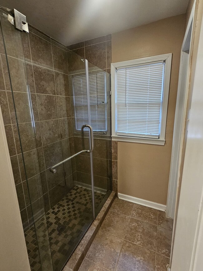 Building Photo - 4242 Marmora Dr