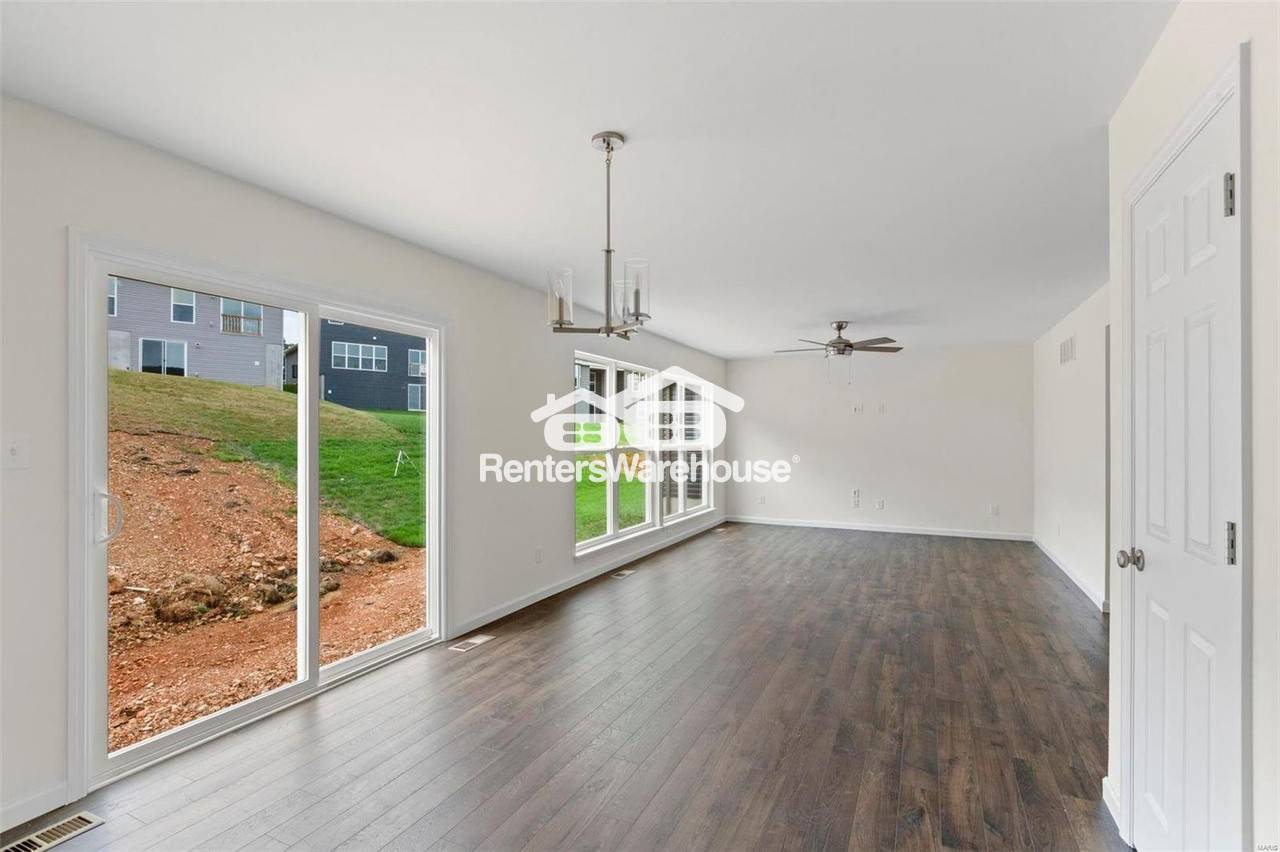 Building Photo - 152 Liberty Valley Dr
