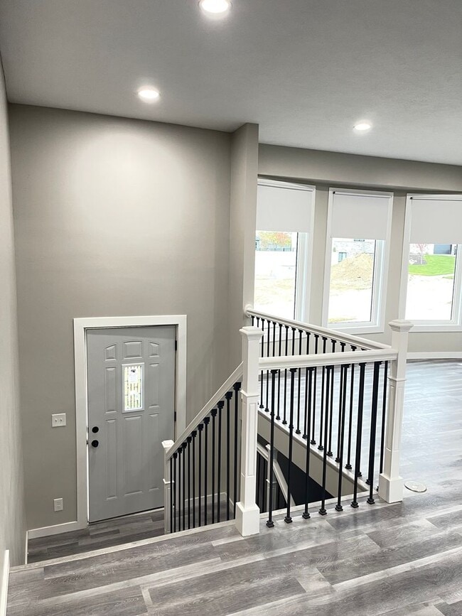 Building Photo - Move-in special offer!!! Newly rebuilt hou...
