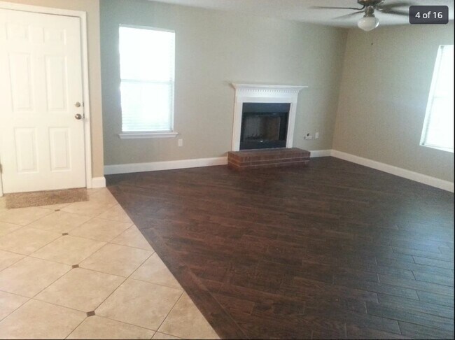 Living Room - 2092 S Sherwood Dr