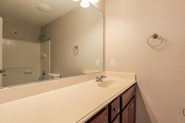 Building Photo - 1509 Nighthawk Dr