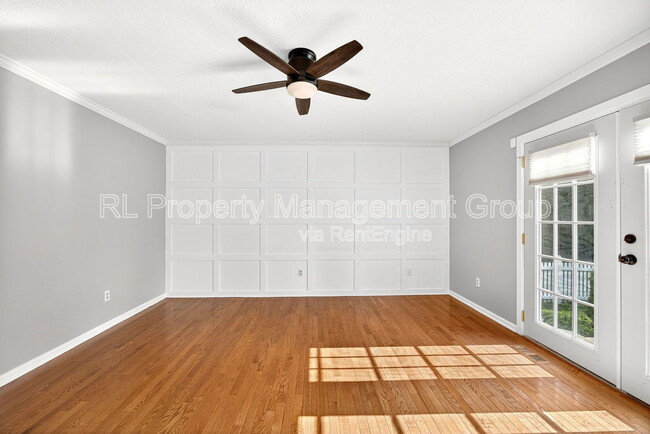 Building Photo - 994 Frieda Ct