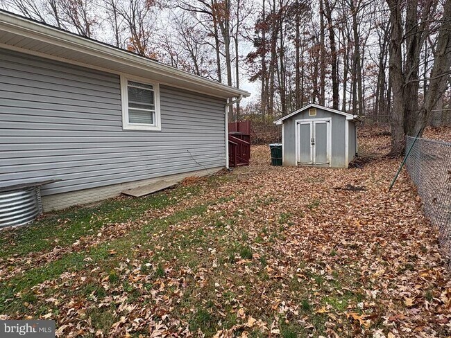 Building Photo - 12654 Valleywood Dr