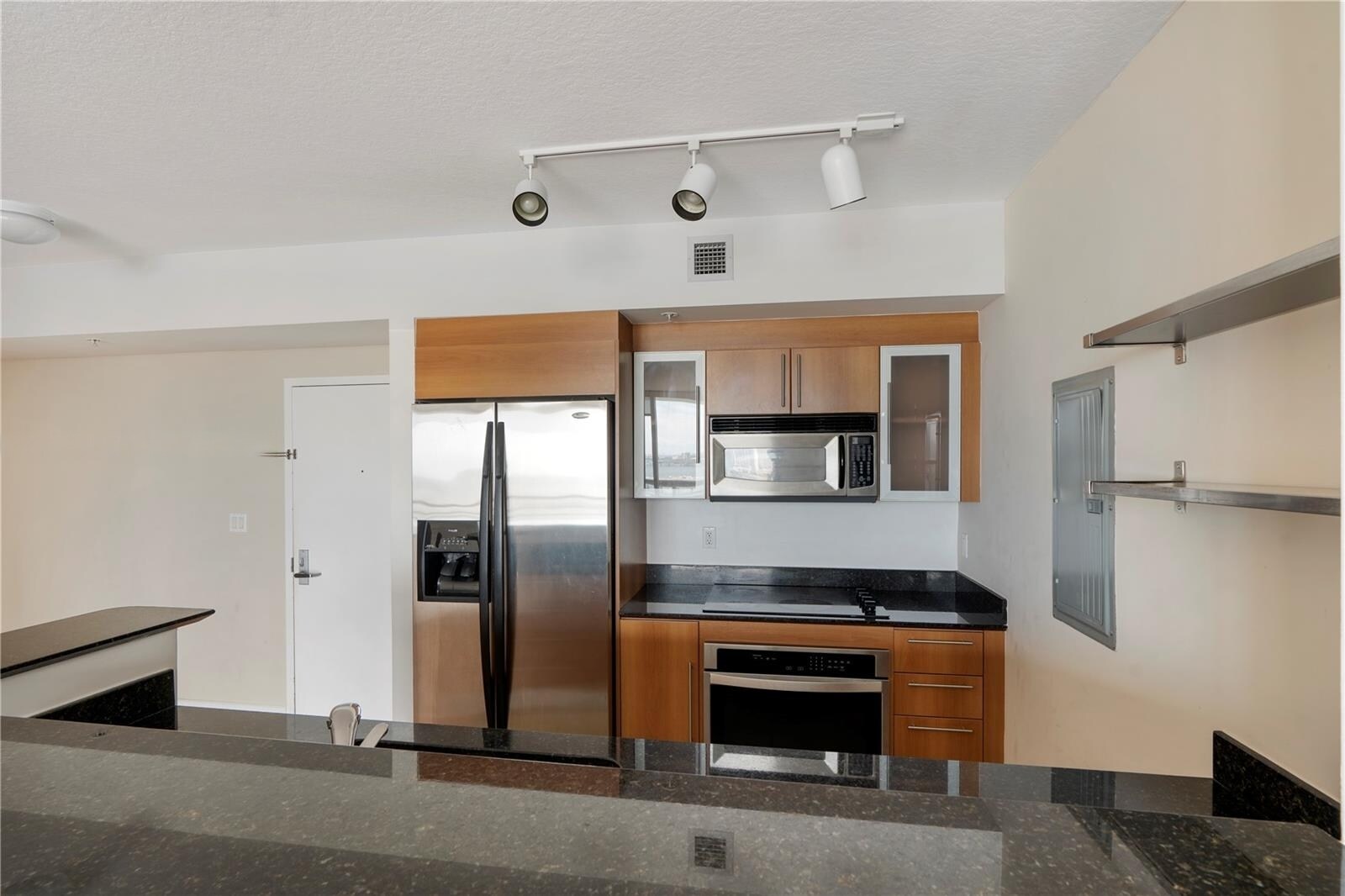 Building Photo - 325 S Biscayne Blvd