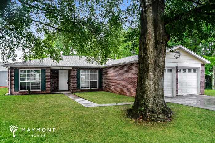 Primary Photo - 113 Champions Green Dr