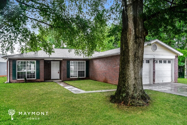 Building Photo - 113 Champions Green Dr