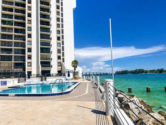 Building Photo - 450 S Gulfview Blvd