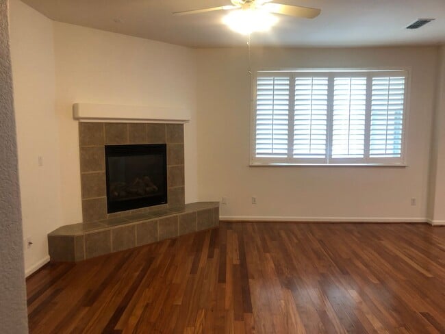 Building Photo - 2306 Campbell Cir