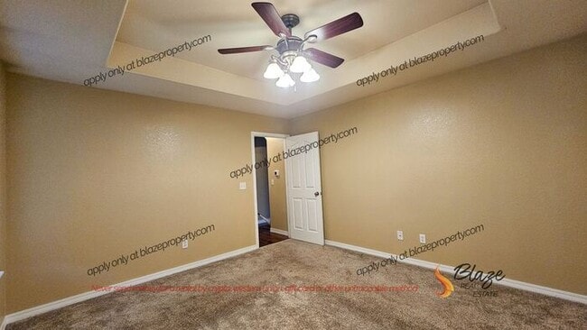 Building Photo - 3/2 Tradewinds Brick Home