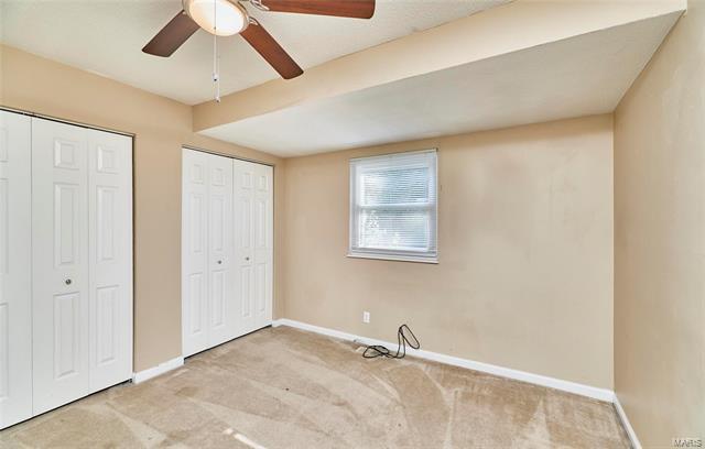 Building Photo - 708 Whitewillow Ln