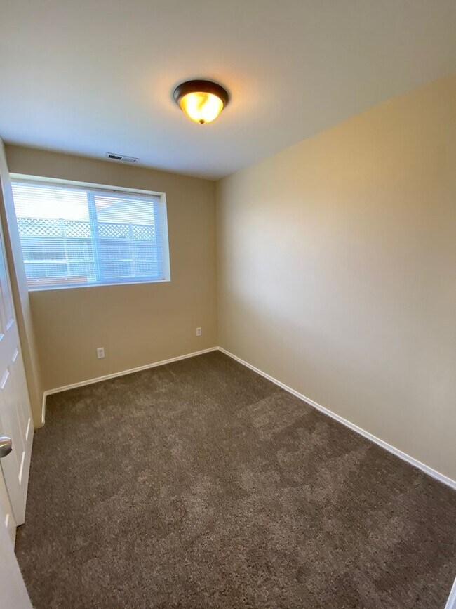 Building Photo - SINGLE FAMILY HOME ON STEVENS (RPM#40)